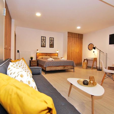 Brand New Cozy Basement Apartment Argostoli  Eksteriør billede